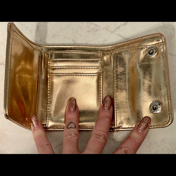 Wild Fable Double Snap Folding Wallet - Picture 4 of 6